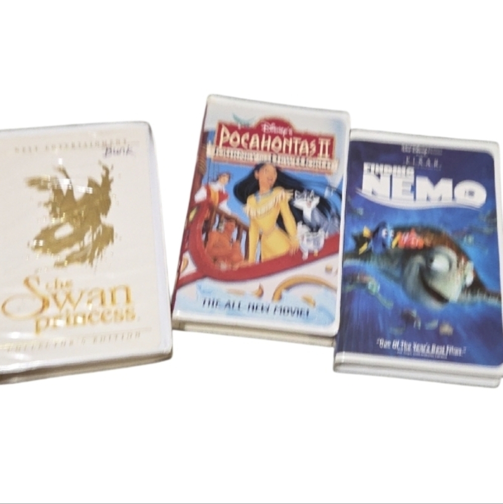 Disney VHS Movie Collection Of 3 Pocohontas, Nemo, Swan Princess